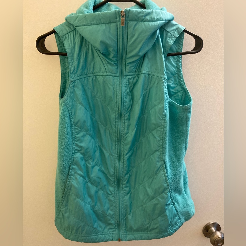 Columbia Teal Hooded Quilted Vest